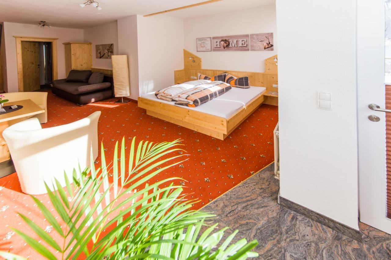 Gästehaus Maria - Privatzimmer Nassereith Exterior foto