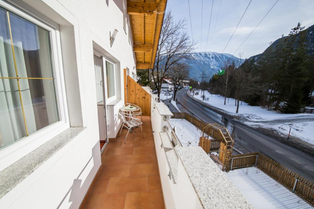 Gästehaus Maria - Privatzimmer Nassereith Exterior foto