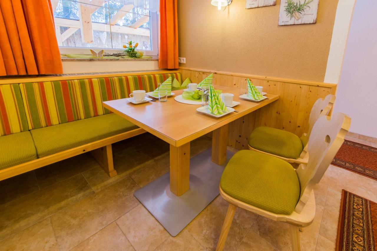 Gästehaus Maria - Privatzimmer Nassereith Exterior foto